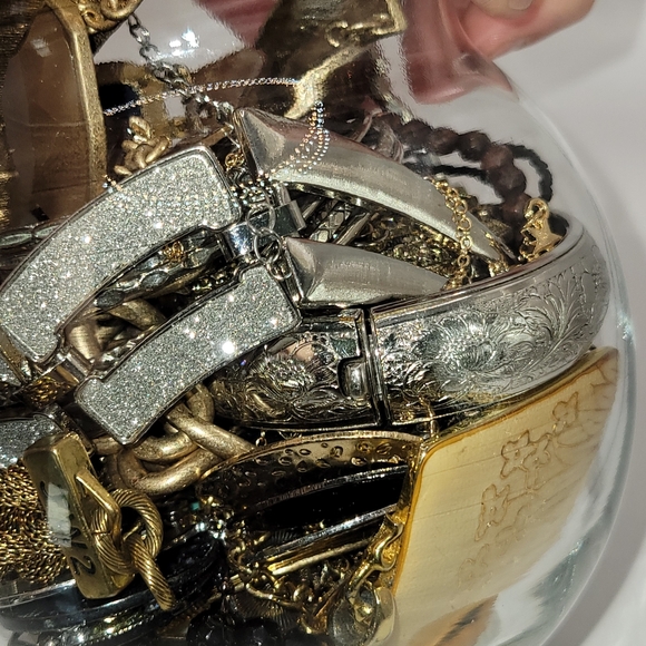 Mystery Jewelry Jar All Wearable Necklace Earrings Bracelets Ring Pendant 2 Lbs - Picture 8 of 10